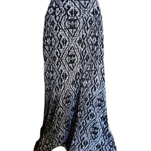 | Maxi Skirt | AB Studio | Black & White | Small